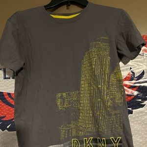 DKNY boys short sleeve shirt L 14/16